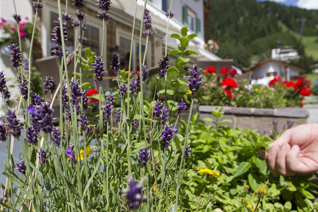 Chalet Madrisa Corvara In Badia Exterior foto